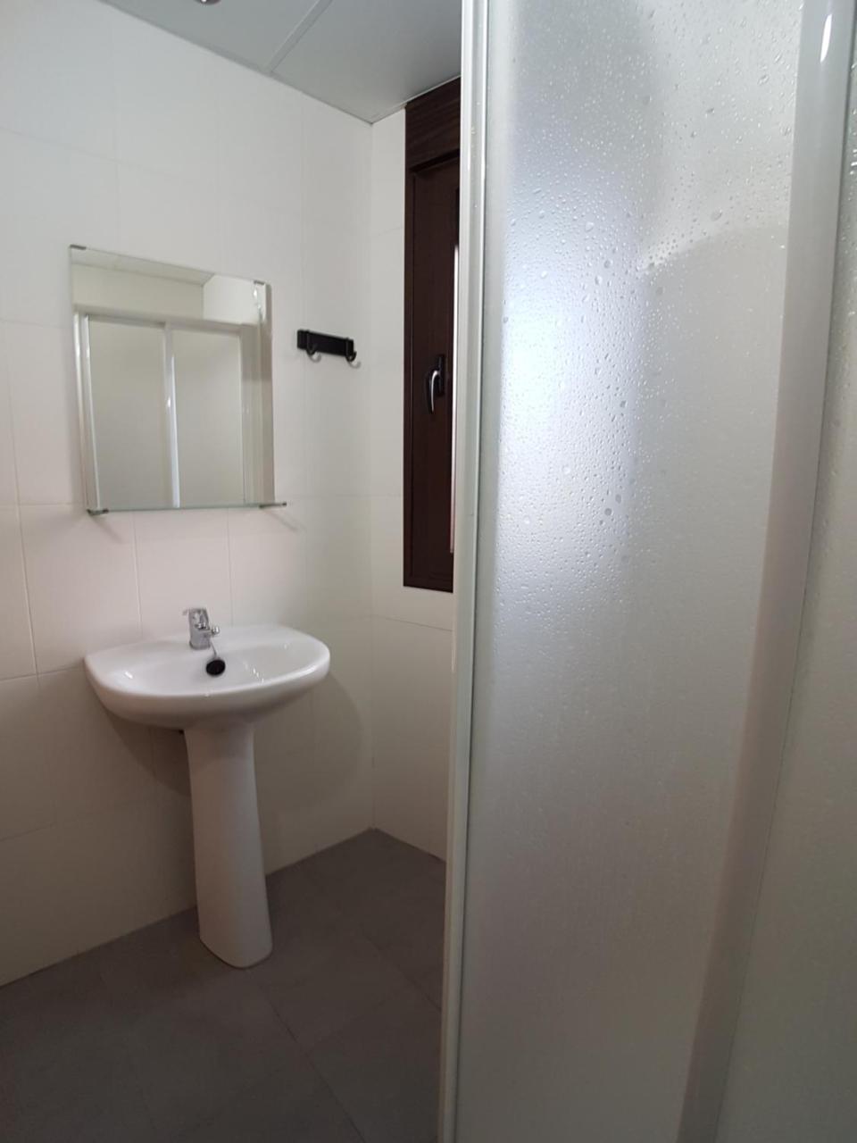 Hostal Meson La Era Риогордо Экстерьер фото